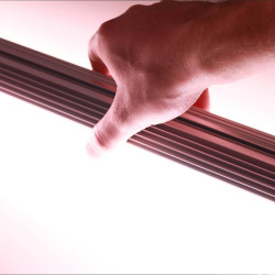 Este paquete de cultivo le permite utilizar tres barras LED de horticultura para iluminar un área máxima de 80 cm x 120 cm.